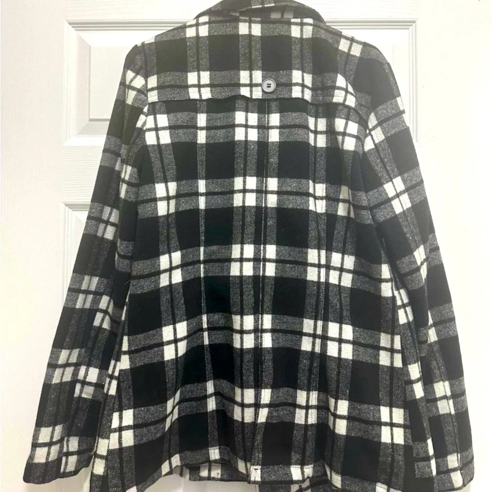 Jacket Rue21 - Picture 2 of 2